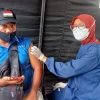 Antusias Warga Masyarakat Kabupaten Bogor Lakukan Vaksin Covid-19 di Polres Bogor