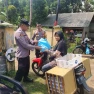 Kapolsek Ciemas Polres Sukabumi Keliling Wilayah untuk Bagikan Sembako