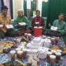 Selama Ramadhan, Atang Berbagi Ribuan Paket Berbuka Puasa