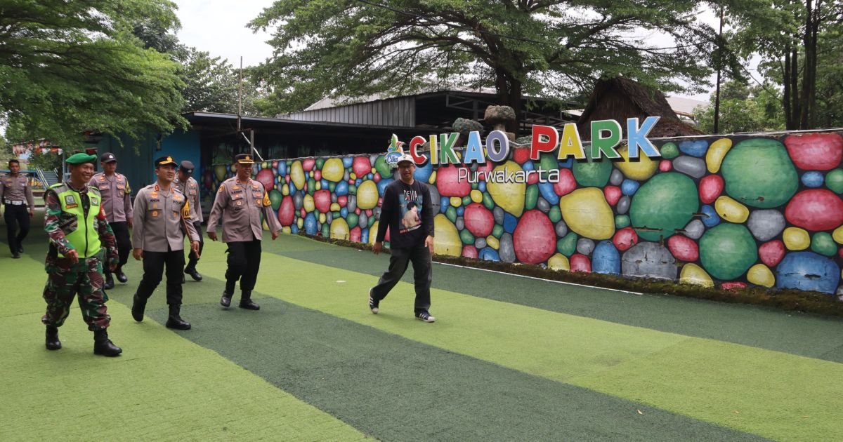 Kapolres Purwakarta Tinjau Pos Pam Wisata Cikao Park dan Jatiluhur untuk keamanan Libur Akhir Tahun