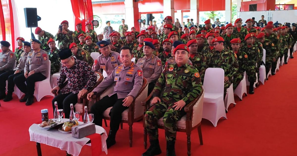 Kapolri Jenderal Polisi Listyo Sigit Prabowo (Tengah) membuka Retret Nasional Kokam di Satuan Latihan (Satlat) Brimob Polri, Cikeas, Kabupaten Bogor, Kamis (12/2/2026). Foto: (Saepul Jaenudin)