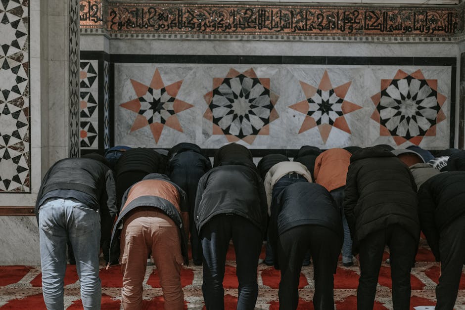 AL-BURHAN AL-QATHI FI MA RIFATI SIFATIL MAULA AL-WAJIBAH: KAJIAN ONTOLOGIS DAN EPISTEMOLOGIS AKIDAH AHLUSSUNNAH WAL JAMA AH