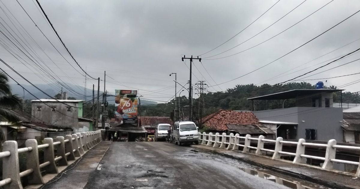 Poto Kondisi Jembatan Kadaka di Desa Bunar, Kecamatan Cigudeg, Kabupaten Bogor.