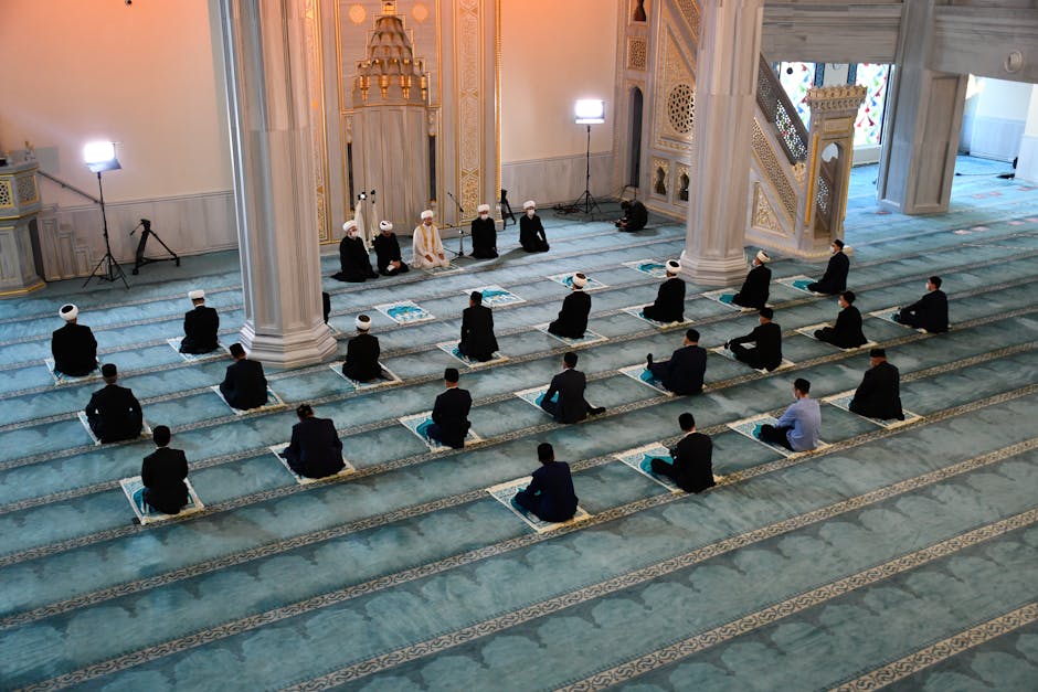 Menembus Arasy Dengan Doa: Analisis Teologis dan Fiqih Terhadap Momentum Mustajab Dalam Tradisi Profetik