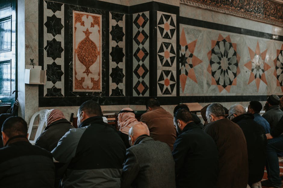 EKSISTENSI DAN KESEMPURNAAN ILAHI: KAJIAN ONTOLOGIS TERHADAP DUA PULUH SIFAT WAJIB BAGI ALLAH DALAM PERSPEKTIF ASY’ARIYYAH