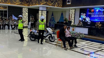 Tim Urai 'Motor Senyum' Polda Jabar siap amankan mudik (Foto: Wisma Putra/detikJabar).