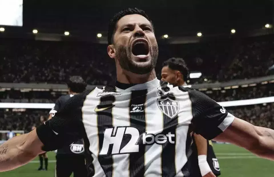 Sebanyak 23 pemain, termasuk mantan penyerang timnas Brasil Hulk, yang membela Atletico Mineiro, diberi kartu merah secara retroaktif akibat kericuhan final Campeonato Mineiro. (Beritasatu.com/Dok. Atletico Mineiro/Instagram)