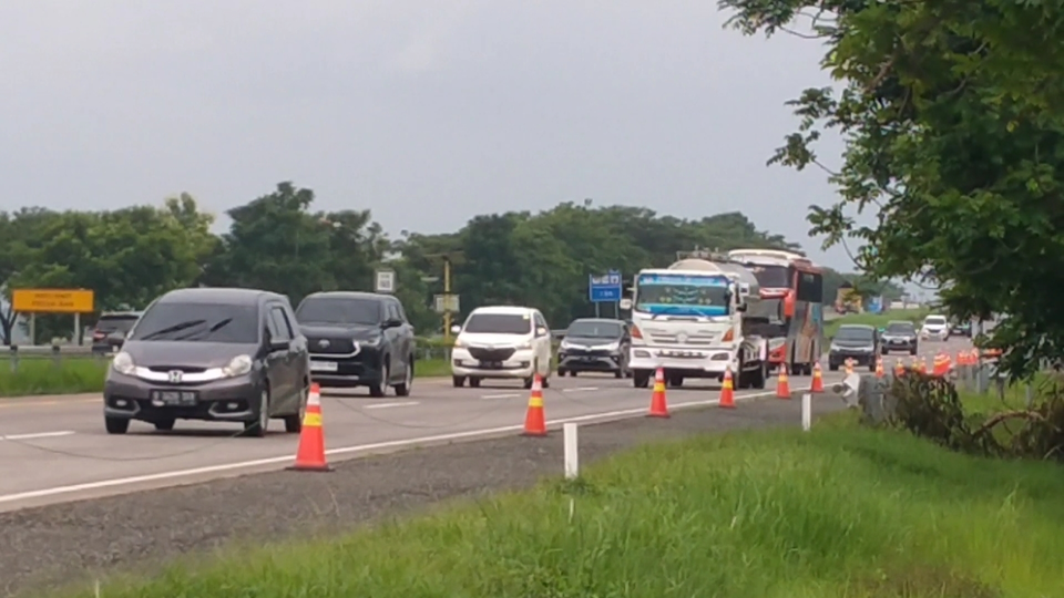 Jalan Tol Cikopo–Palimanan (Cipali) arah Jakarta. (Beritasatu.com/Andrian Supendi)