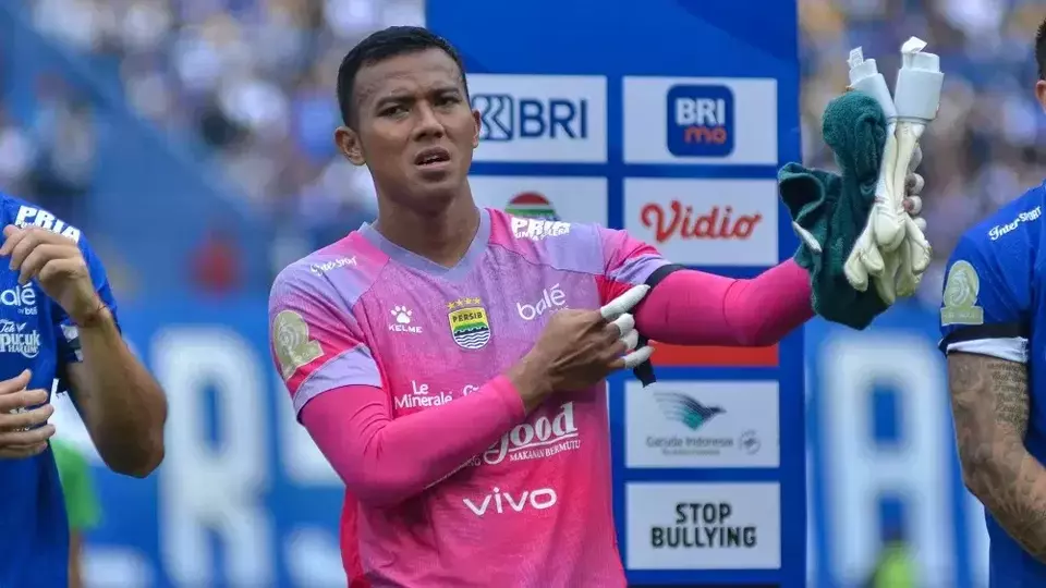 Bojan Hodak menilai kiper Persib, Teja Paku Alam, memiliki kualitas untuk kembali mendapatkan kesempatan membela Timnas Indonesia. (Beritasatu.com/Dok. ILeague)