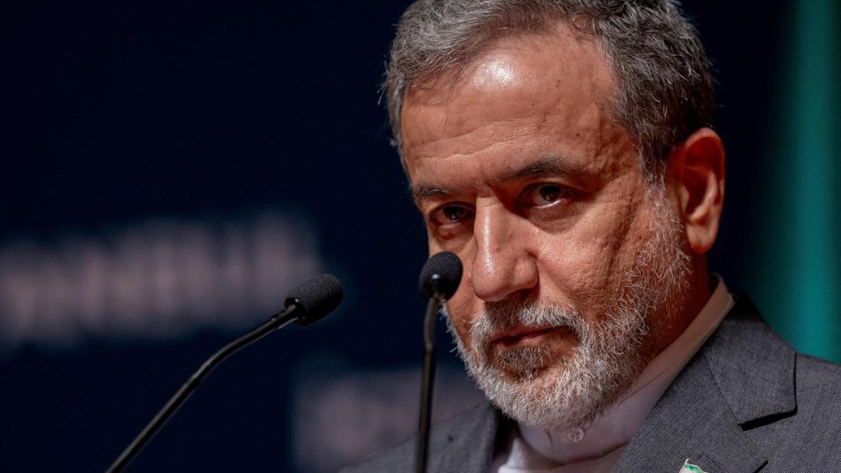 Eskalasi Diplomatik: Iran Balas Serangan Militer AS dengan Sindiran Tajam di Panggung Global