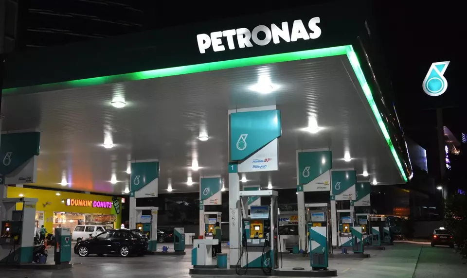 SPBU Petronas Malaysia. (Automotive News/Automotive News)