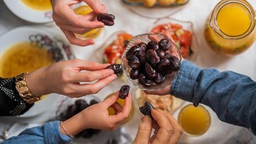 Ilustrasi buka puasa (Foto: iStock)