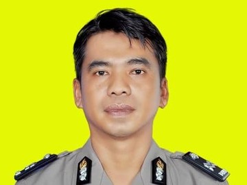 Foto: Aipru Apendra gugur saat menjalankan tugasnya mengamankan malam takbiran Idul Fitri 1447 Hijriah. (Dok Istimewa)