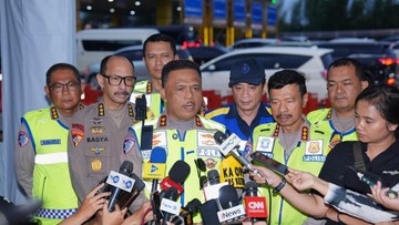Kakorlantas Pastikan Keselamatan Jalur Arteri Selama Penerapan One Way Nasional Antisipasi Arus Balik