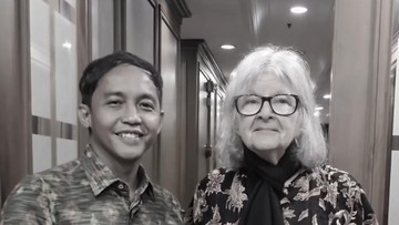 Mehut Raja Juli bersama Birute Mary Galdikas. (Foto: Dok. istimewa)
