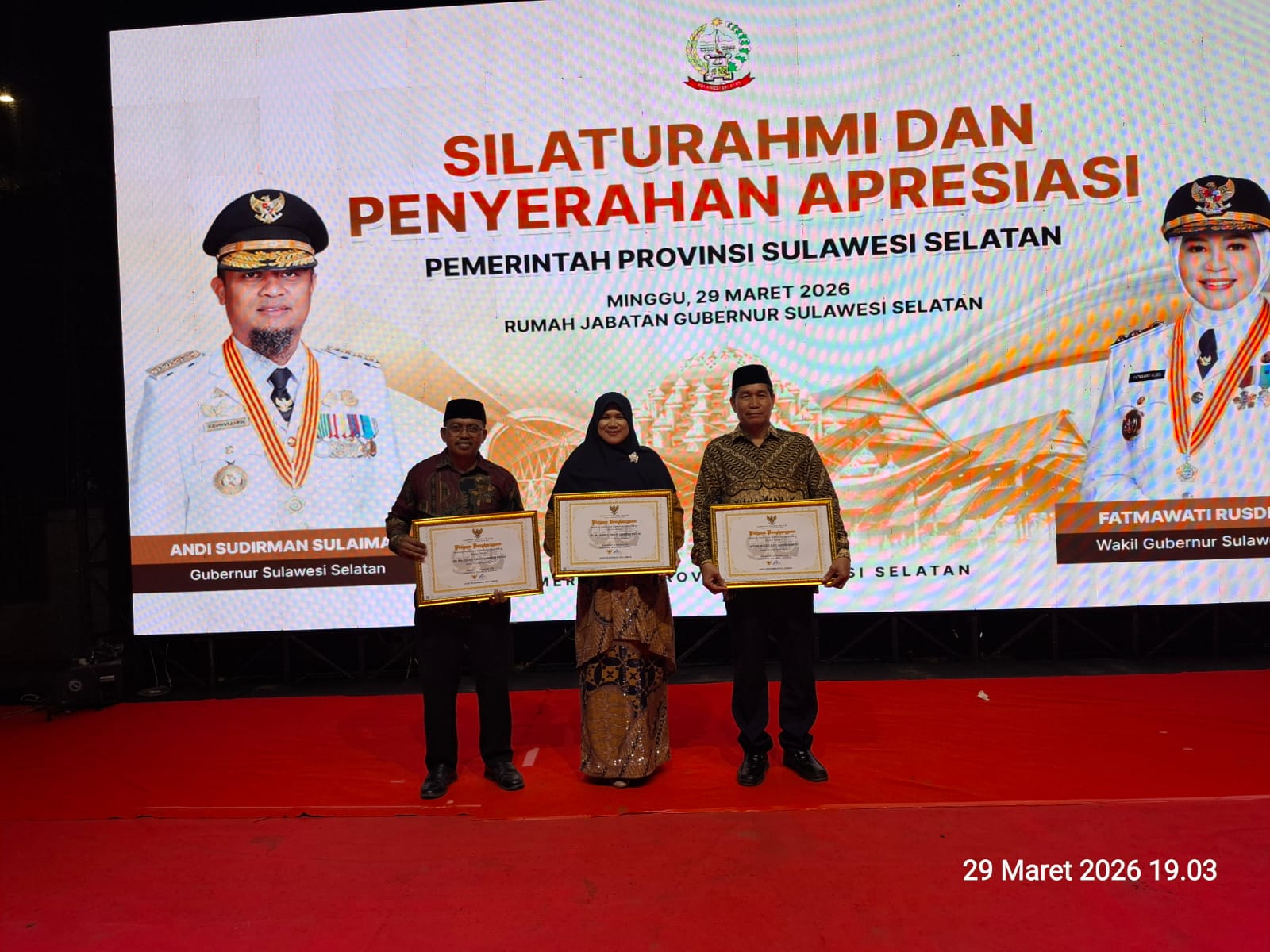 Konsistensi Lingkungan Bawa SMAN 8 Pinrang Kantongi Adiwiyata Provinsi, Kepala Sekolah Terima Apresiasi Langsung dari Gubernur Sulsel
