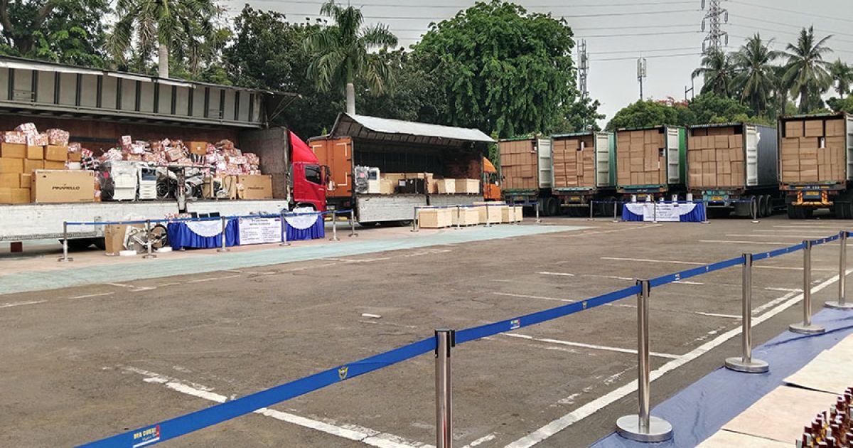 Ilustrasi Kepabeanan dan Cukai. (Foto Bloomberg Technoz/Pramesti Cindy)