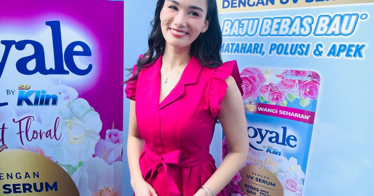 Aktris Mentari De Marelle berbagi tips menjaga keharuman pakaian seharian di tengah cuaca panas dan polusi. [Foto: ist]