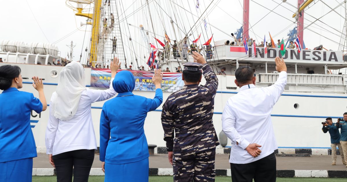 Kementerian Usaha Mikro, Kecil, dan Menengah (UMKM) mendukung pelayaran muhibah KRI Bima Suci milik TNI Angkatan Laut (AL) sebagai ajang promosi sekaligus perluasan pasar produk UMKM Indonesia.(Lek).