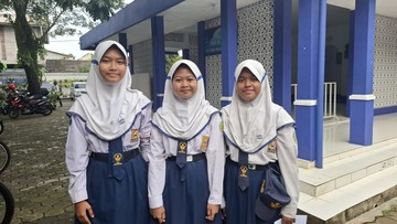 Siswa peserta TKA dari SMPN Curug Tangerang pada Senin (6/4/2026). Foto: Cicin Yulianti/detikcom