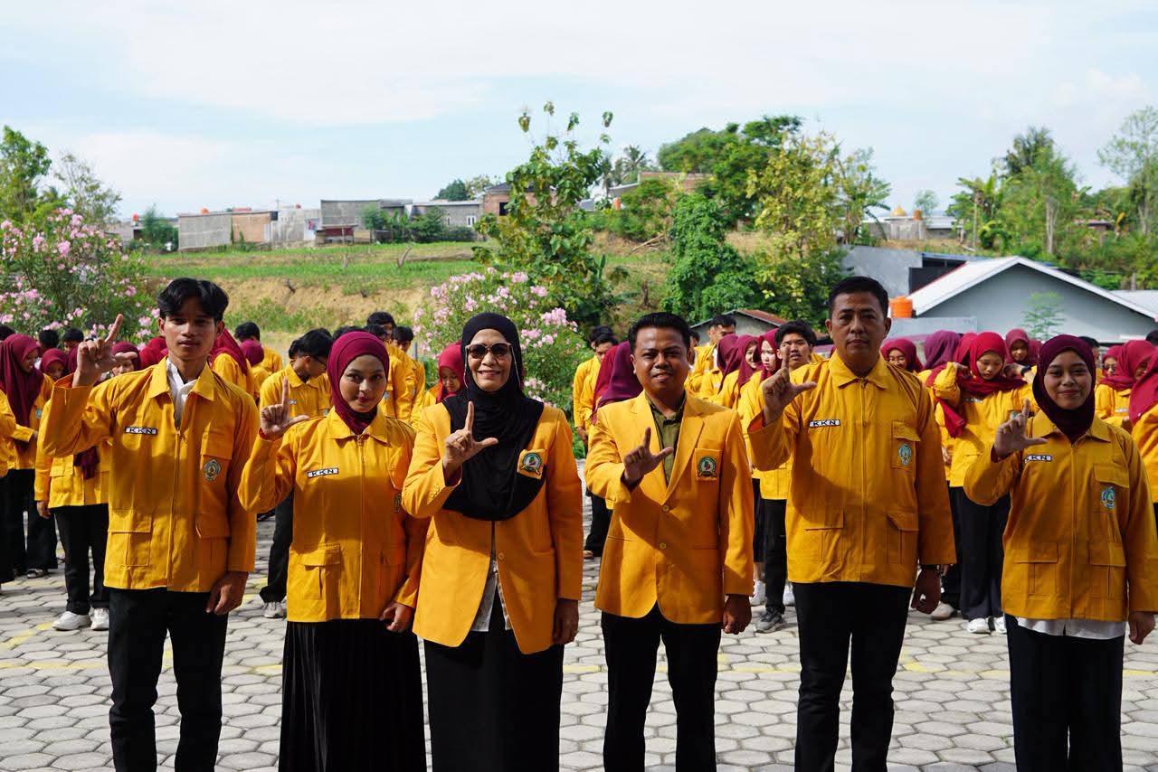 UNIPOL Kirim 364 Mahasiswa KKN Jadi Agen Perubahan di Wajo dan Soppeng