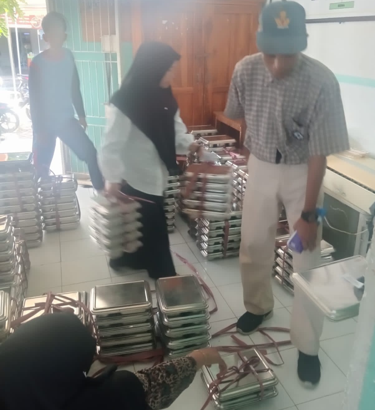 Realisasi Program Makan Bergizi Gratis di Pangkep: Upaya Nyata Pemerataan Kesejahteraan Siswa