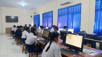 Kemendikdasmen respons sekolah yang mengalami kendala di TKA, ungkap akan ada ujian susulan. Foto: dok. SMPN Semarapura
