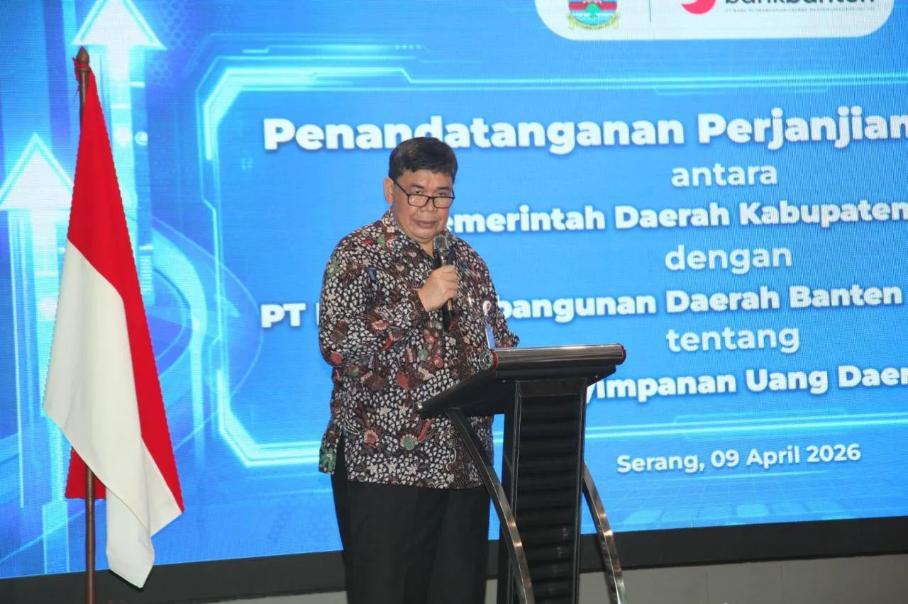 Direktur Utama Bank Banten, Muhammad Busthami dalam acara penandatanganan kerja sama pengelolaan rekening kas umum daerah (RKUD) Kabupaten Serang, Kamis, 9 April 2026. (Foto: Erman Subekti)