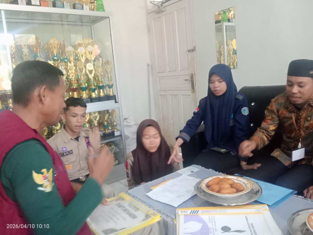 Fondasi Kuat Pramuka Sekolah: Kwarran Kahu Tekankan Tata Kelola Administrasi di SMAN 6 Bone Demi Sertifikasi Pembina