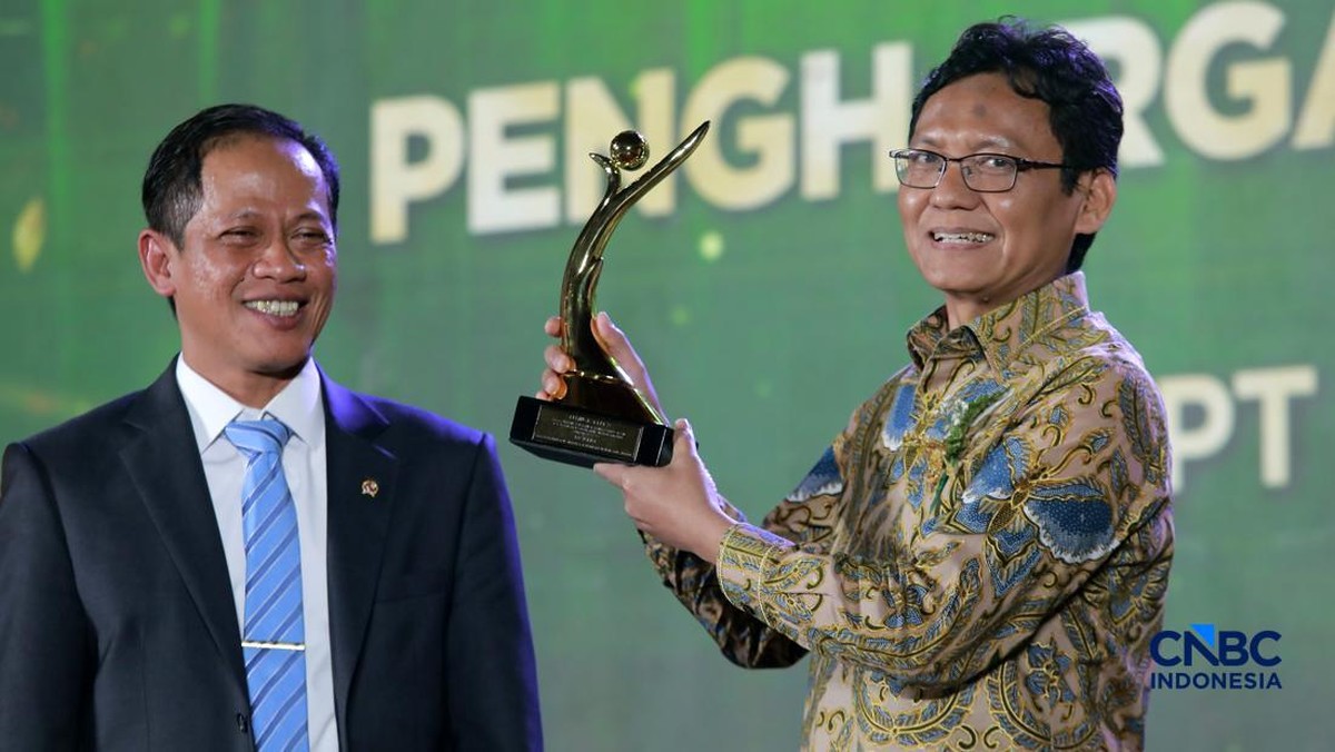 Inovasi Hijau Radikal Bawa Badak NGL Mendominasi Panggung Keberlanjutan Nasional dengan PROPER Emas 2025