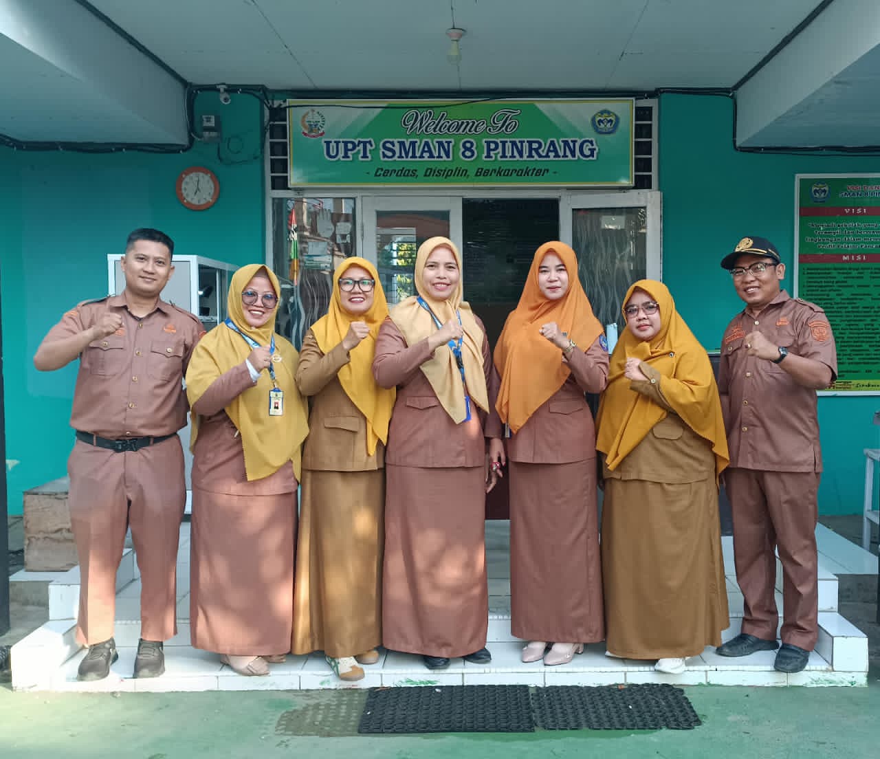 Inovasi Pendidikan Karakter: SMAN 8 Pinrang Integrasikan Piket dan Membaca Sebelum Jam Pelajaran Dimulai