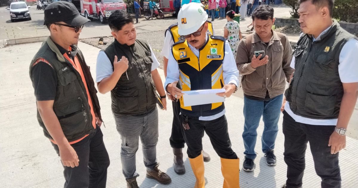 Kadis PU Sukabumi Cek Proyek Jalan Ahmad Yani, Progres Tembus 51 Persen.