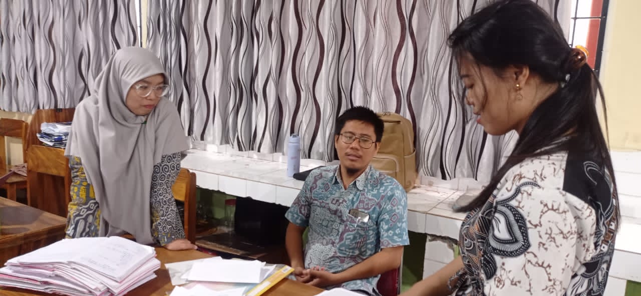 Transformasi Pendidikan di Pinrang: Strategi Guru Senior SMAN 8 Perkuat Kompetensi Pengajar Muda