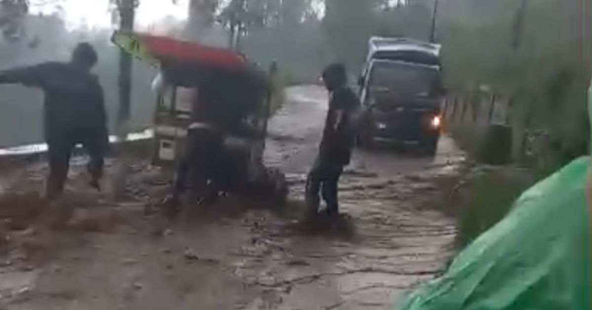 Banjir Lumpur Kembali Genangi Kertasari, Warga Soroti Alih Fungsi Lahan