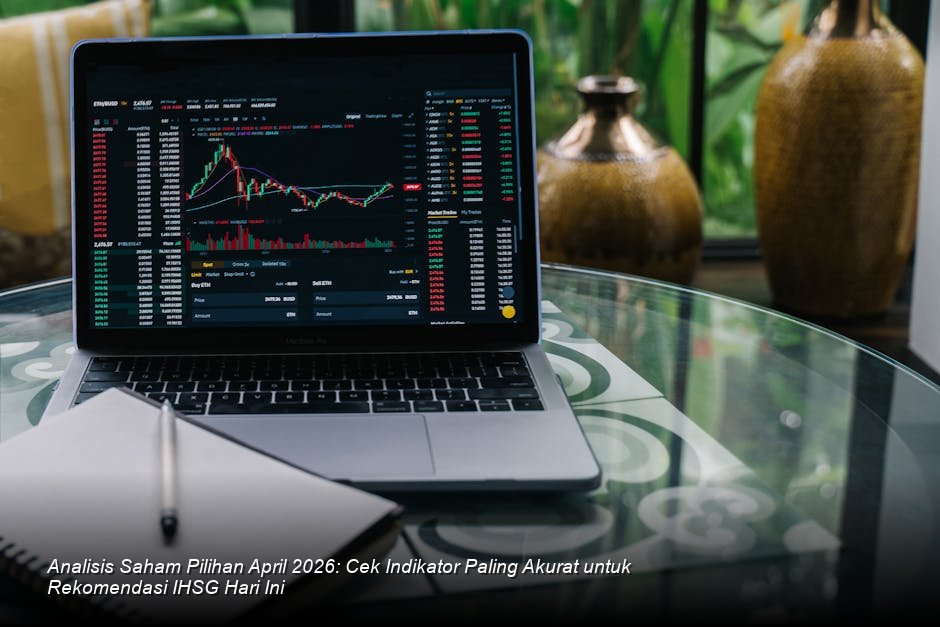 Tampilan grafik candlestick saham berwarna hijau yang menanjak tajam di atas latar belakang monitor bursa saham modern.