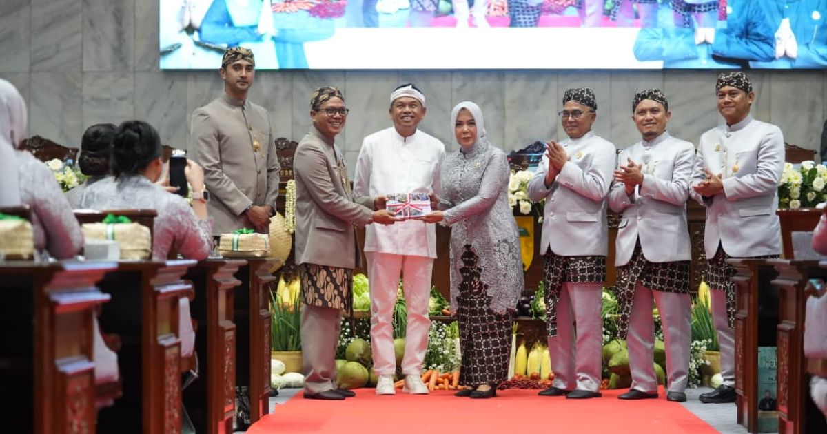 Paripurna HUT ke-385 Kabupaten Bandung, Ketua DPRD Apresiasi Kinerja Bupati dan Ajak Perkuat Kolaborasi