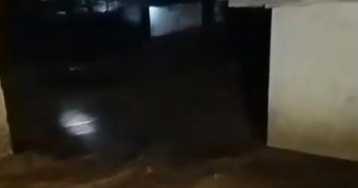 Hujan dengan intensitas tinggi yang mengguyur wilayah Desa Purasari, Kecamatan Leuwiliang, Kabupaten Bogor, pada Senin (Istimewa)