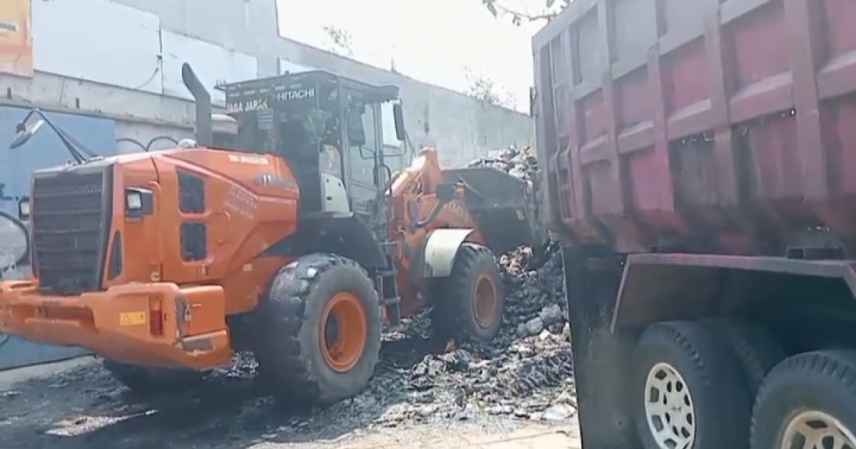 TPS Warlob Dipenuhi Sampah Selama Tiga Bulan, Warga Soroti Kinerja DLH
