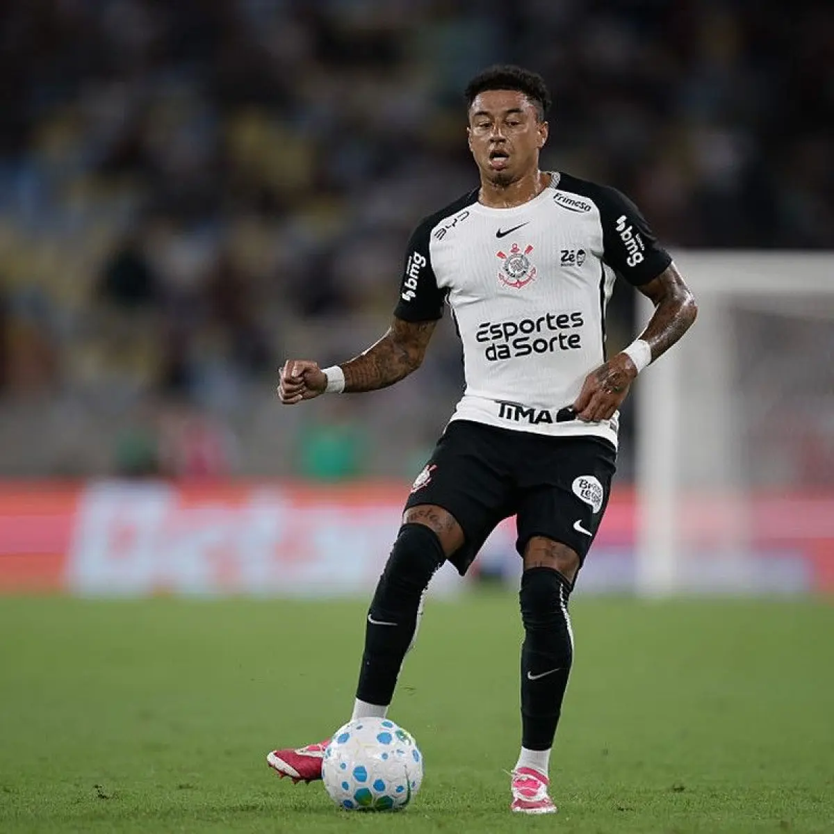 Jesse Lingard Ukir Sejarah sebagai Pemain Inggris Pertama yang Mencetak Gol di Copa do Brasil