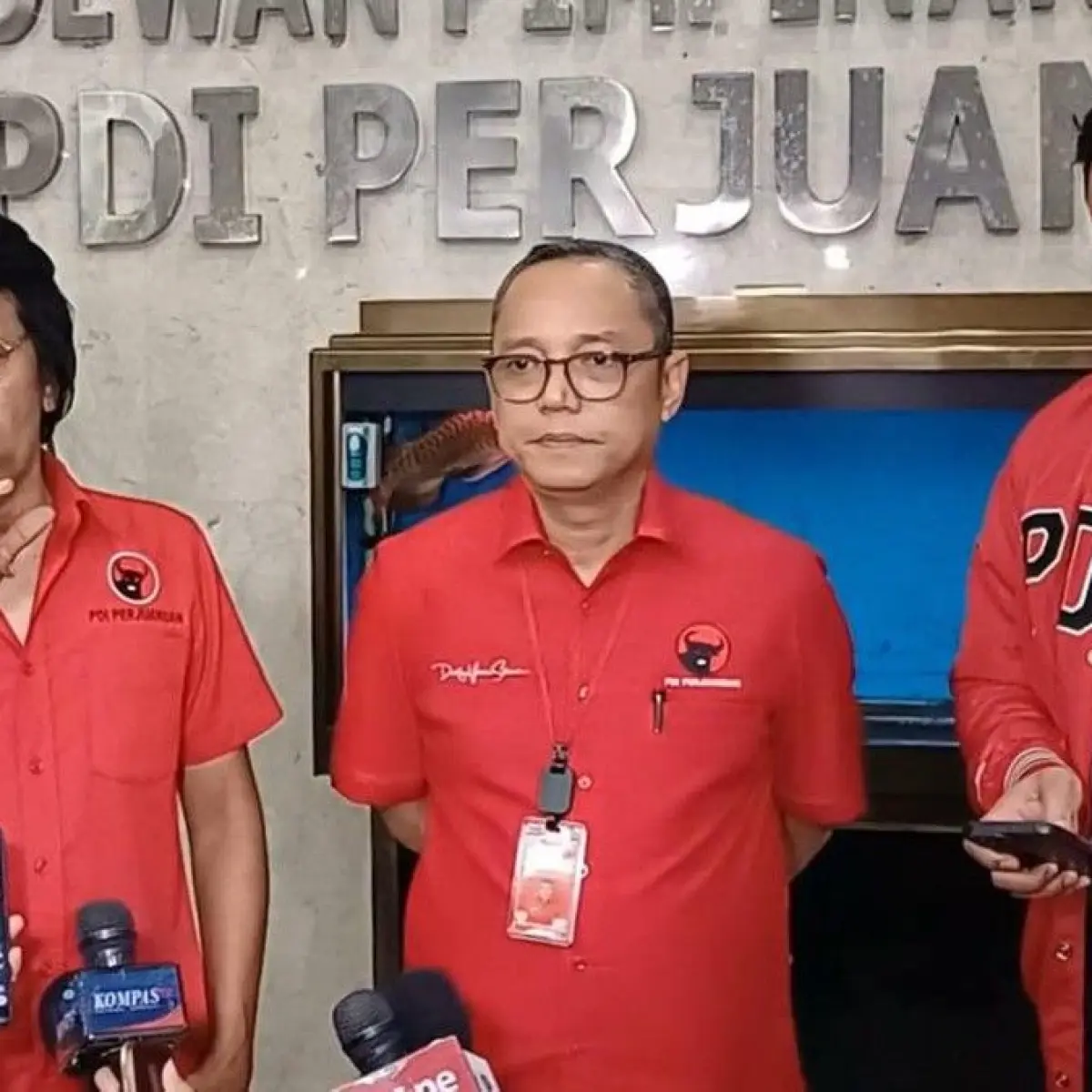 Deddy Sitorus (tengah). (Rumondang Naibaho/detikcom)