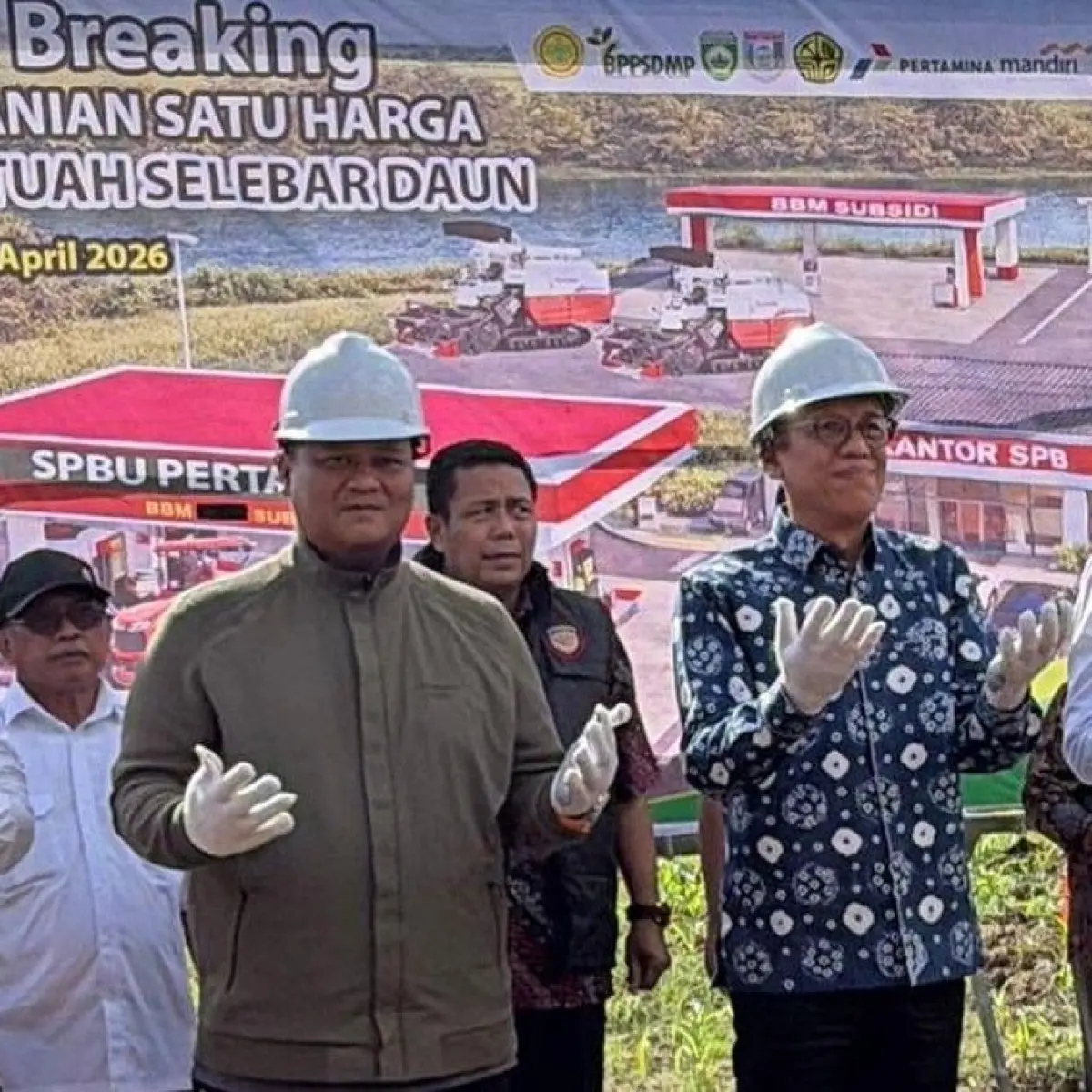 Groundbreaking Stasiun Pengisian Bahan Bakar (SPBU) Pertanian  di Desa Telang Jaya, Kecamatan Muara Telang, Jumat (24/4/2026). (Foto: Istimewa)