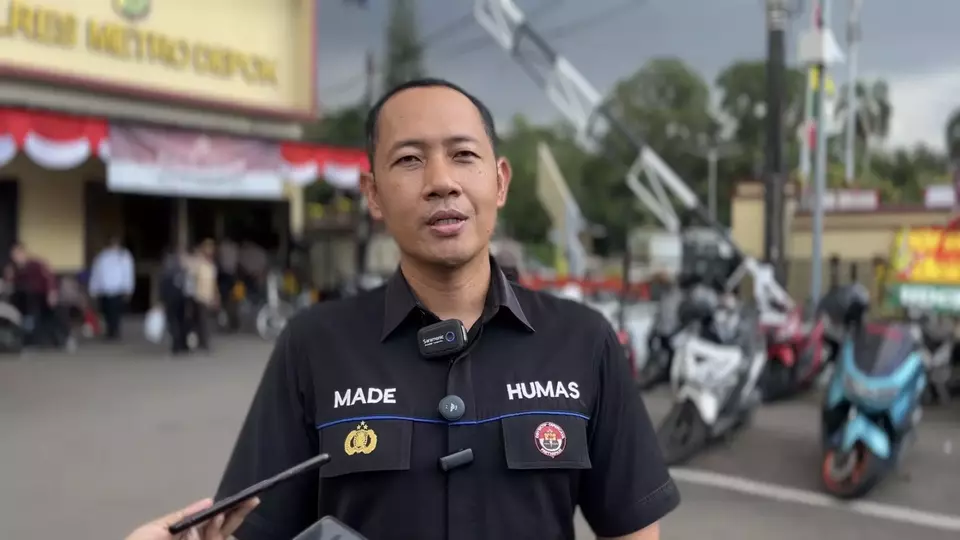 Kasi Humas Polres Metro Depok, AKP Made Budi, membenarkan peristiwa tersebut. Ia menyebutkan identitas lengkap korban masih dalam pendalaman oleh pihak berwenang. (Beritasatu.com/Fahri Ali)