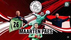 Ilustrasi Maarten Paes di Ajax. (Bola.com/AFP/Gemini)