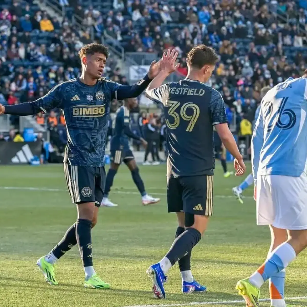 Duel Papan Tengah MLS: Columbus Crew Berambisi Bangkit Saat Kontra Philadelphia Union di Ohio