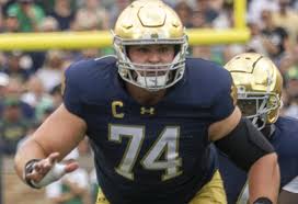 Tampa Bay Buccaneers Perkuat Lini Serang dengan Rekrutan Baru dari Putaran Kelima Draft NFL