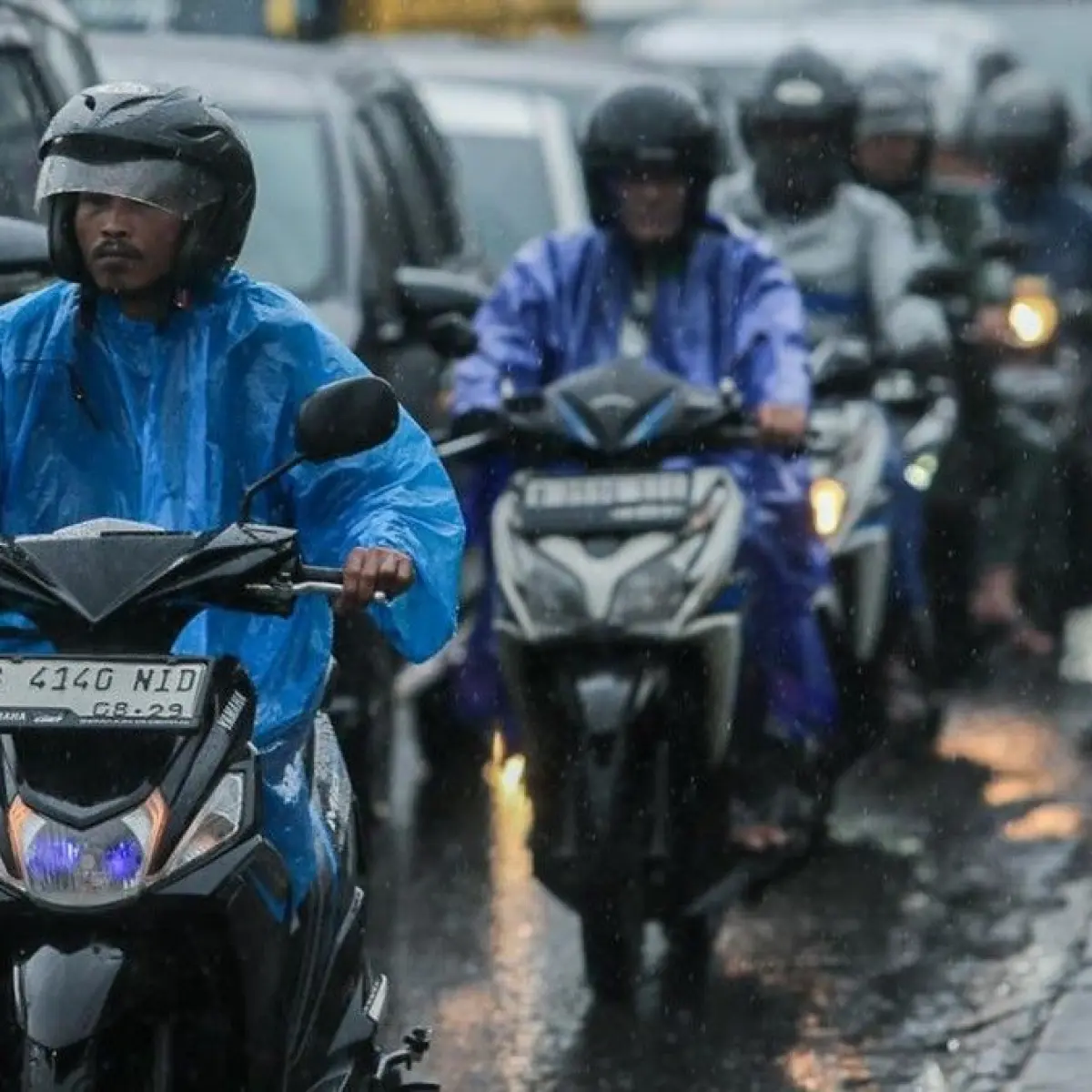 Ilustrasi hujan (Foto: Andhika Prasetia/detikFoto)