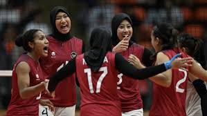 PBVSI memanggil 17 pemain untuk Timnas Voli Putri Indonesia yang akan tampil dalam tiga ajang internasional. (ANTARA FOTO/Nova Wahyudi)