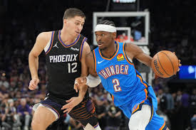 Gilgeous-Alexander Pimpin Thunder Raih Keunggulan Telak 3-0 Atas Suns dalam Duel Sengit Playoff