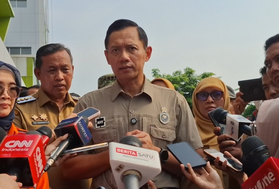 Menteri Koordinator Bidang Infrastruktur dan Pembangunan Kewilayahan, Agus Harimurti Yudhoyono (AHY) di RSUD Kota Bekasi, Selasa 28 April 2026.
 (Beritasatu.com/Rino Fajar Setiawan)