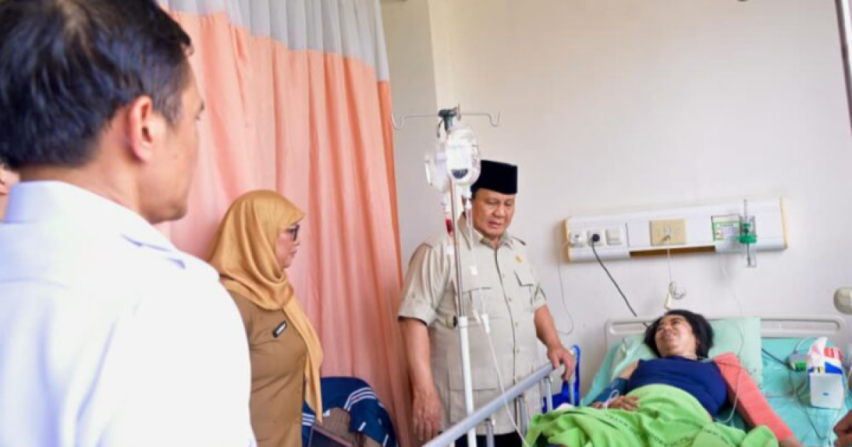 Presiden Prabowo Jenguk Langsung Korban Tabrakan Kereta di RSUD Bekasi